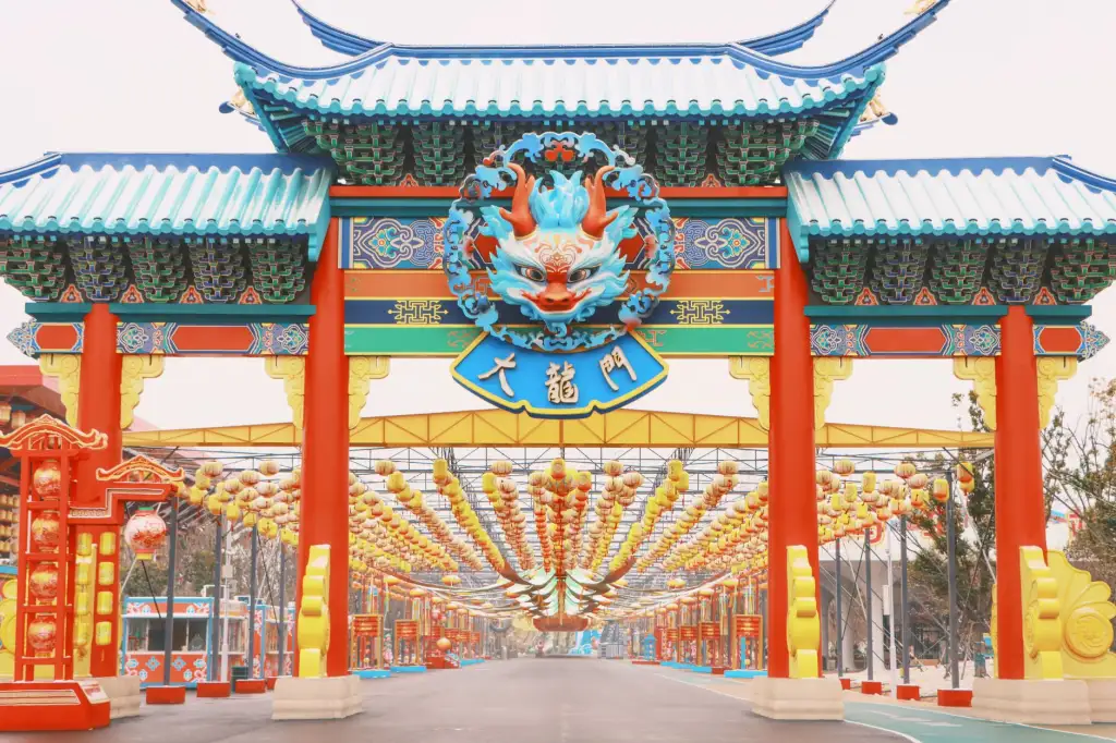 湖北围城新材料解读:高分子防水卷材与防水涂料在大型基建中的选型对比分析正文配图 1